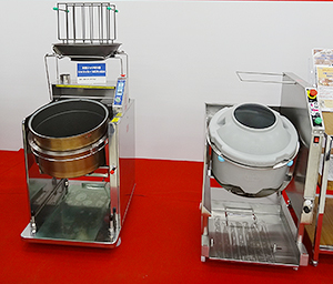 鈴茂器工、新型自動シャリ切り機上市 樹脂製ドラムで作業性向上 鈴茂器工、新型自動シャリ切り機上市 樹脂製ドラムで作業性向上