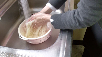 兵庫県乾麺協同組合 そうめん茹でマイスター検定 創設 6月2日に第1回実施 日本食糧新聞電子版