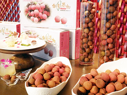 昨年解禁となった台湾産「生ライチ」は果皮が赤く鮮やかな上、水分たっぷり