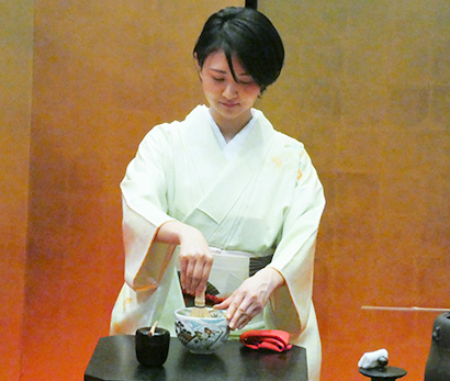 日本茶文化の魅力訴求や普及拡大は、国外進出への大きな鍵となる（写真は伊藤園中央研究所が主催した19年5月23日の伊藤園健康フォーラムから）