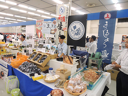 広川（広島県）は地元企業や地場農産品、自社PB商品の販売に注力し地域活性化を目指す