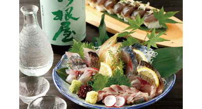 産直鮮魚五種盛り1人前1,300円（税抜き）