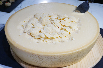 チーズ特集：グラナ・パダーノ保護協会、EU産農産物認知拡大へ