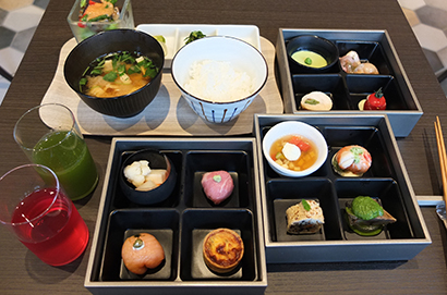 宿泊者だけが楽しめるリーガグラン京都のお重箱朝食「京の四季彩箱」はお値打ち