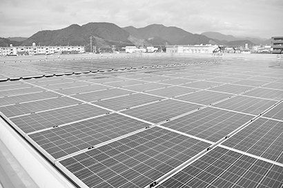 （太陽光・LED）　太陽光発電など再生エネルギーを通じて地域社会に貢献すべく温暖化防止に取り組む