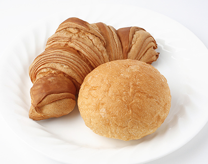 4LCB－2（10kg袋）はえぐみが少なく食べやすい糖質を制限したパンが作れるうえ、作業性が良いのも特徴