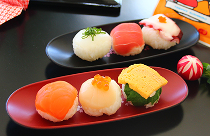 「手まり寿司など多彩な寿司メニューが家庭で展開できる」と提案
