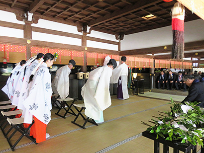 以前、大神神社で開催された三麺献麺式