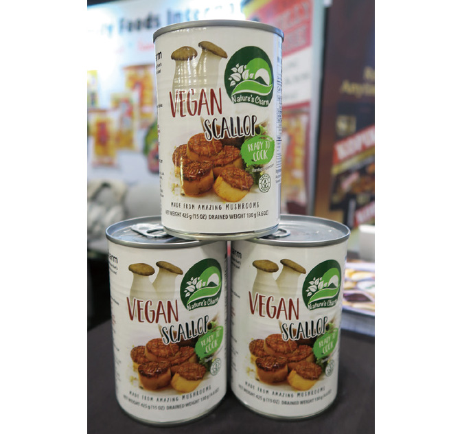 「ヴィーガン・スキャロップ」は、ネイチャーズ・チャーム社のキノコの缶詰。エリンギのように見えるが、植物ベースでホタテ貝の代替として使う
