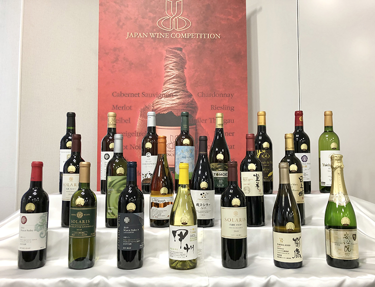 ワイン特集：3年ぶり「日本ワインコンクール」開催　24銘柄が金賞