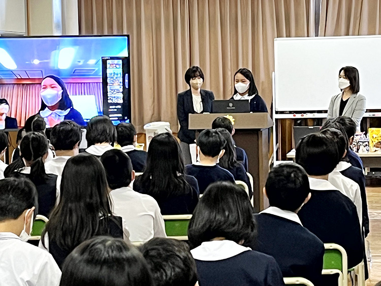 福島県なみえ創成小学校もオンラインで結んで開催した