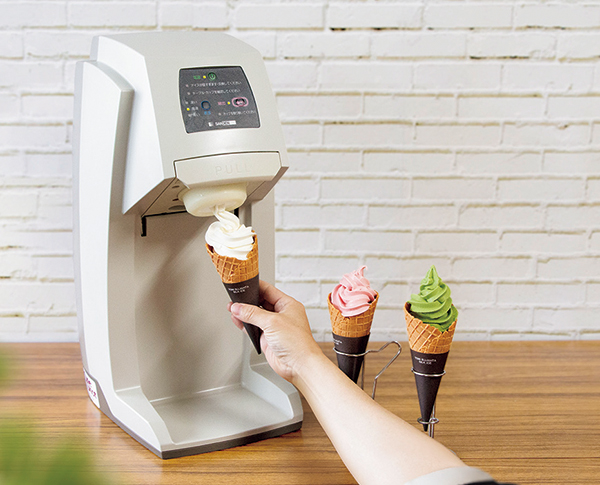 めいらく　ソフトクリーム　サンデン　ワンショットソフトクリーム抽出機ソフトクリーム