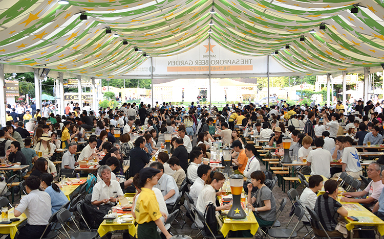 地域の食景色：さっぽろ大通ビアガーデン 国内最大の1万3000席 - 日本食糧新聞電子版