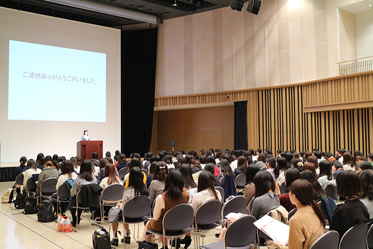 管理栄養士・栄養士を目指す多くの学生の参加が期待される（写真は2016年開催の第13回東京会場）