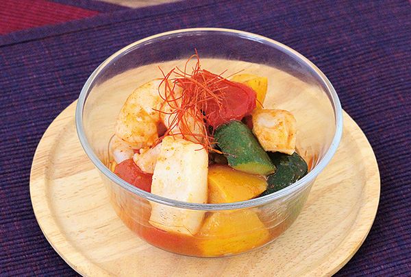 入賞「ごろごろ野菜とシーフードのキムチ」　想定売価300円