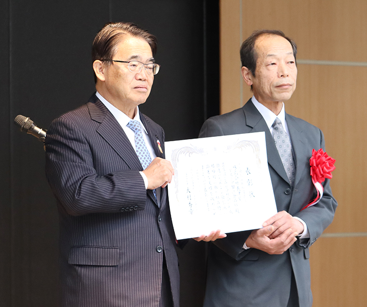 義津屋「Yストア蟹江食品館」、レジ袋削減で愛知県から表彰