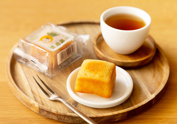 ケンミン食品、神戸ポートタワーリニューアル記念　「生鳳梨酥」をプレゼント