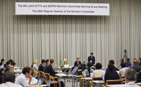 北海道釧路市で開幕した太平洋クロマグロの国際会議＝１０日