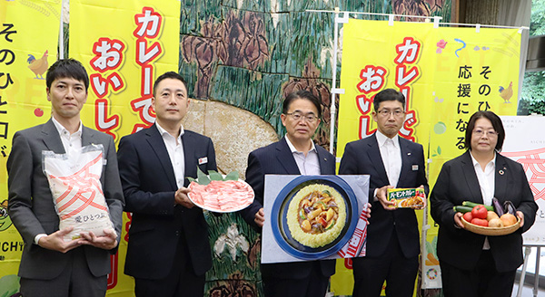 県産食材でカレー　愛知県、地産地消を推進　ハウス食品ら大村知事を表敬訪問