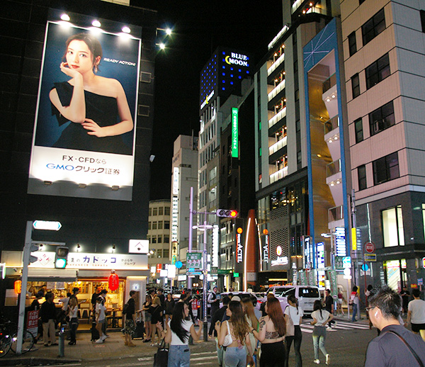 名古屋が誇る繁華街「錦3丁目」は金曜夜でも活況とは言い難い
