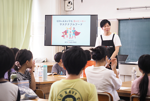 テーブルマーク、小学生にPBF食育授業　サステナ弁当の試食も