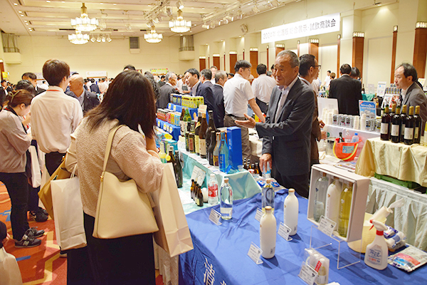 北海道酒類販売、展示試飲商談会を開催　秋冬新商品など1400品