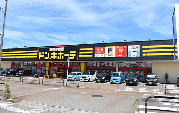 5月にオープンし盛況のドン・キホーテ燕店（新潟県燕市）