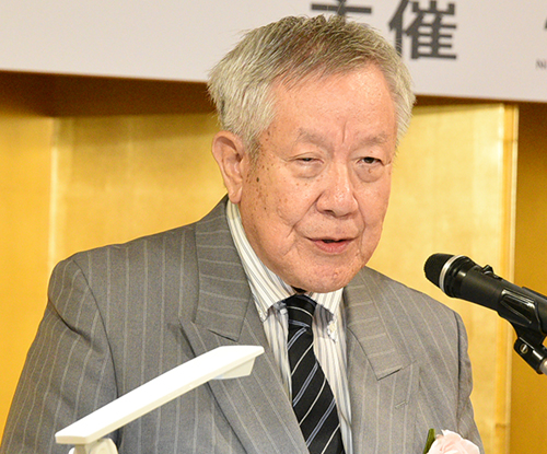 小田英三選考委員長（日本外食品流通協会会長）