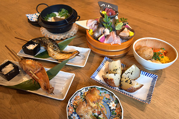 ぐっとくるダイニング、炉端焼き燻銀5店目　短期で出店相次ぐ