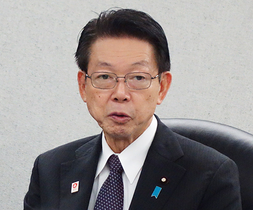 武藤容治新経産相