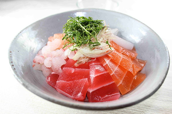 「まるで魚」シリーズで作った「まるで海鮮丼」