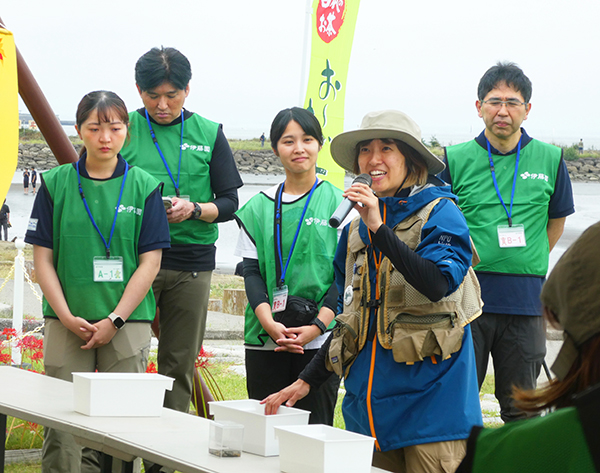 birthレンジャー・環境教育部の木村成美氏（右から2人目）