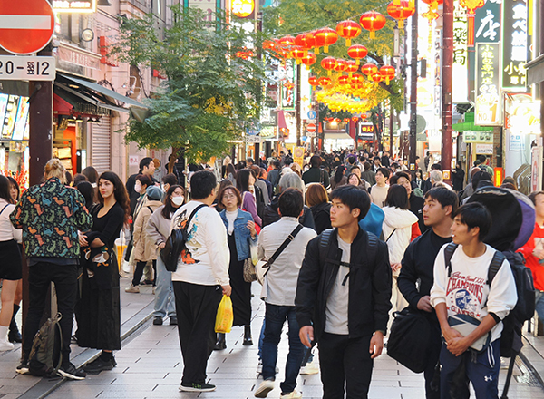 新春特集第2部：2025年業界展望＝業務用食品卸　リベンジ消費収束　持続的成…