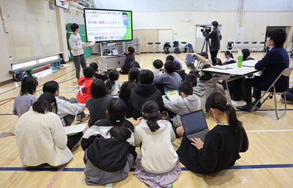 湖池屋、地元小学校と連携　地域農業活性化図るコラボ授業