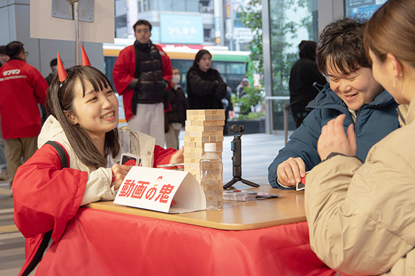 ヤクルト本社、「タフマン　リフレッシュ」渋谷から拡散　“鬼”とこたつでリフレ…