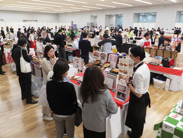 三井物産流通グループ、「月曜会」提案会開催　業務用新商品が一堂に集結