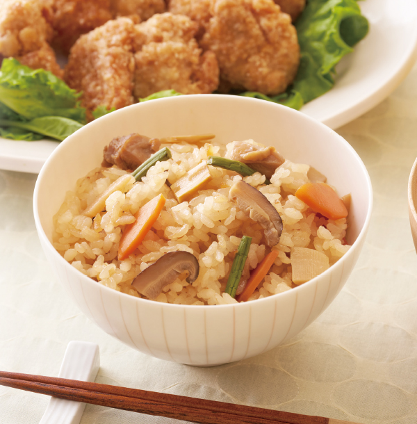 丸美屋の釜めしがあればパッと華やかな食卓に！