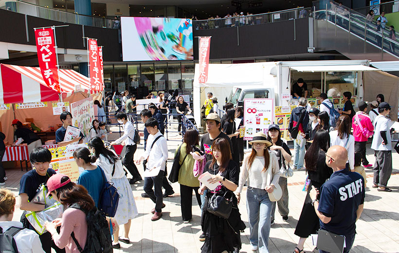六甲バター、「ベビーチーズの日」に東京で初イベント　1万個配布