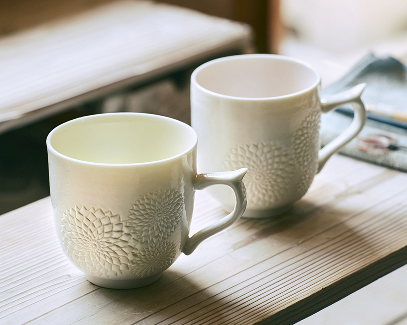 小川珈琲、紅村窯マグカップ＆コーヒーギフト発売　大切な人へ