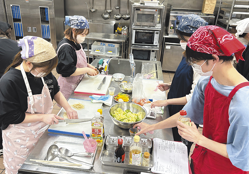 日本薬科大学と女子栄養大学、「薬膳調理実習」開講　効能など知見深める