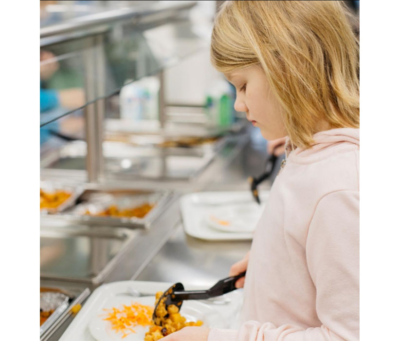 近畿中四国業務用低温卸流通特集：給食事業最前線＝学校給食　フィンランド　国の…