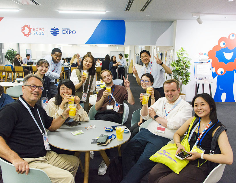 日本蒸留酒酒造組合、レモンサワー発信　海外記者向けに試飲会