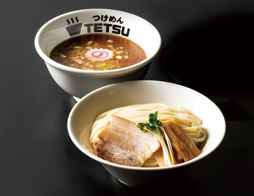 ゴルフ飯、7分の壁を打破　つけ麺、衝撃的ヒット　鉄板飯、トンテキも人気
