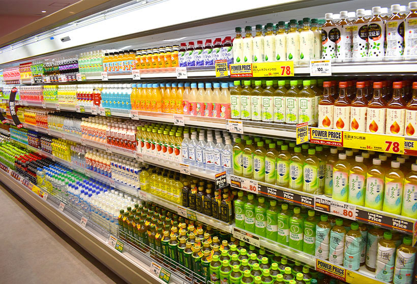 炎暑を駆ける夏の清涼飲料業界：各社、需要喚起へ切り口多彩　4年連続4兆円超え…