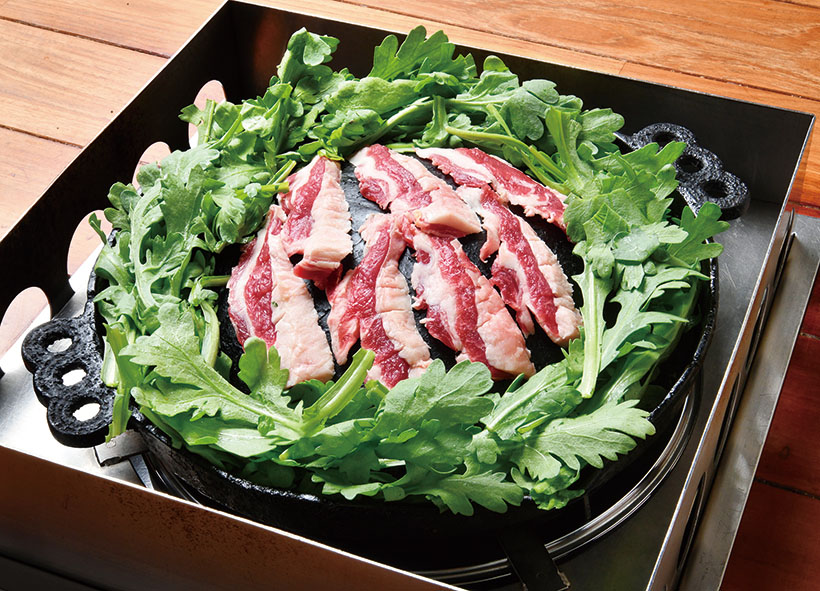 メニュートレンド：国産肉で羊の概念変えます！春菊を焼く新発想
