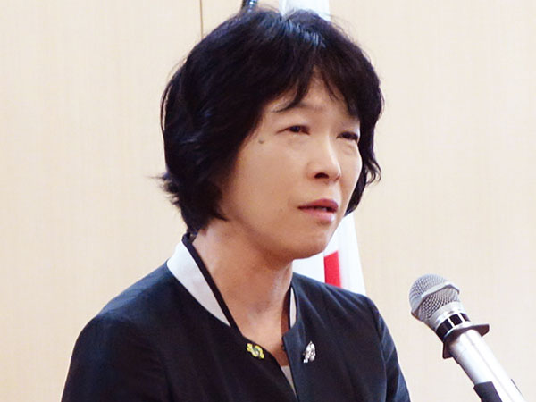 消費者庁、新井ゆたか長官が退任　多方面で手腕発揮