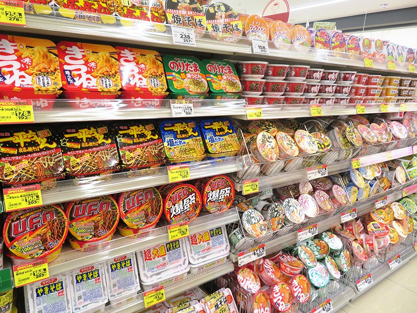 ◆即席麺特集：主力品へ注力結実で60億食迫る　「汁なし」群雄割拠