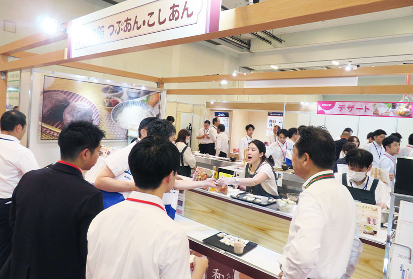 近畿中四国卸売流通特集：大手卸展示会＝加藤産業　自社ブランド新商品を訴求