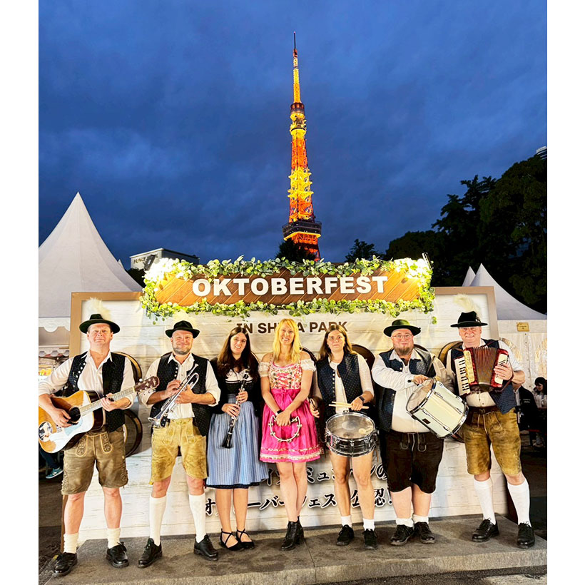 ドイツ・ミュンヘンで開催される世界最大級のビール祭り「オクトーバーフェスト」を再現したイベント「オクトーバーフェスト2025」が、今年も東京・芝公園(御成門駅前)とアーバンドックららぽーと豊洲の2会場で同時開催。今年も9月上旬に開催され話題を呼んだ