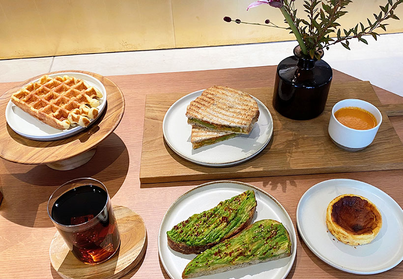 ブルーボトルコーヒージャパン、大阪2号店「心斎橋カフェ」オープン